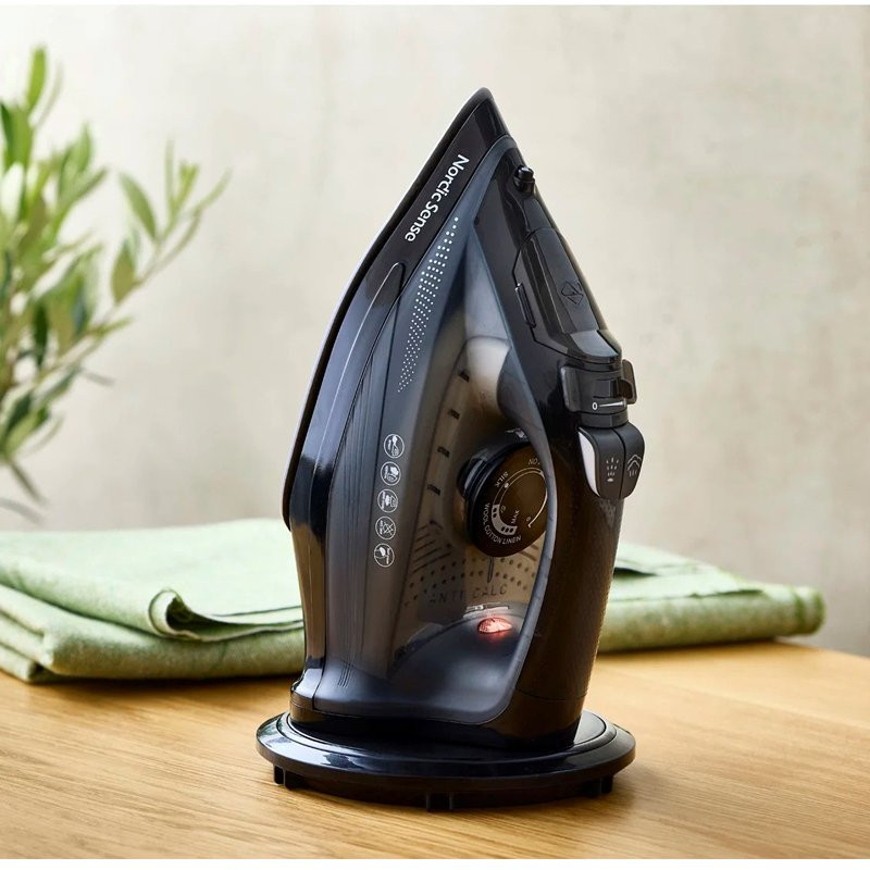 Cordless steam iron 2400 watt
