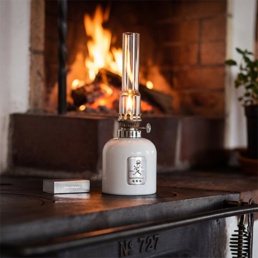 Oil Lamp White